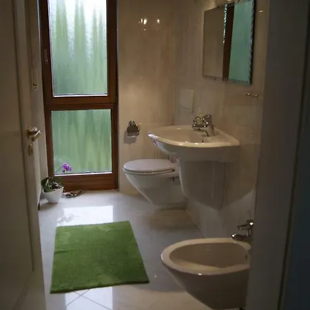 Holiday home Petit Triotel *